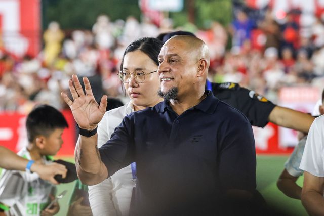 Agora com 52 anos de idade, Roberto Carlos continua a ser um embaixador do mundo do futebol. O seu pé esquerdo é inesquecível. (foto: IMAGO)