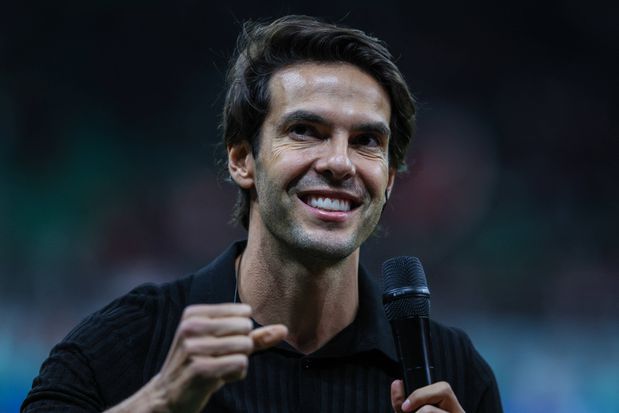 Campeão do mundo pelo Brasil, em 2002, Kaká pendurou as chuteiras em 2017. Tem formação como treinador e como dirigente, mas ainda não abraço nenhum projeto (IMAGO)