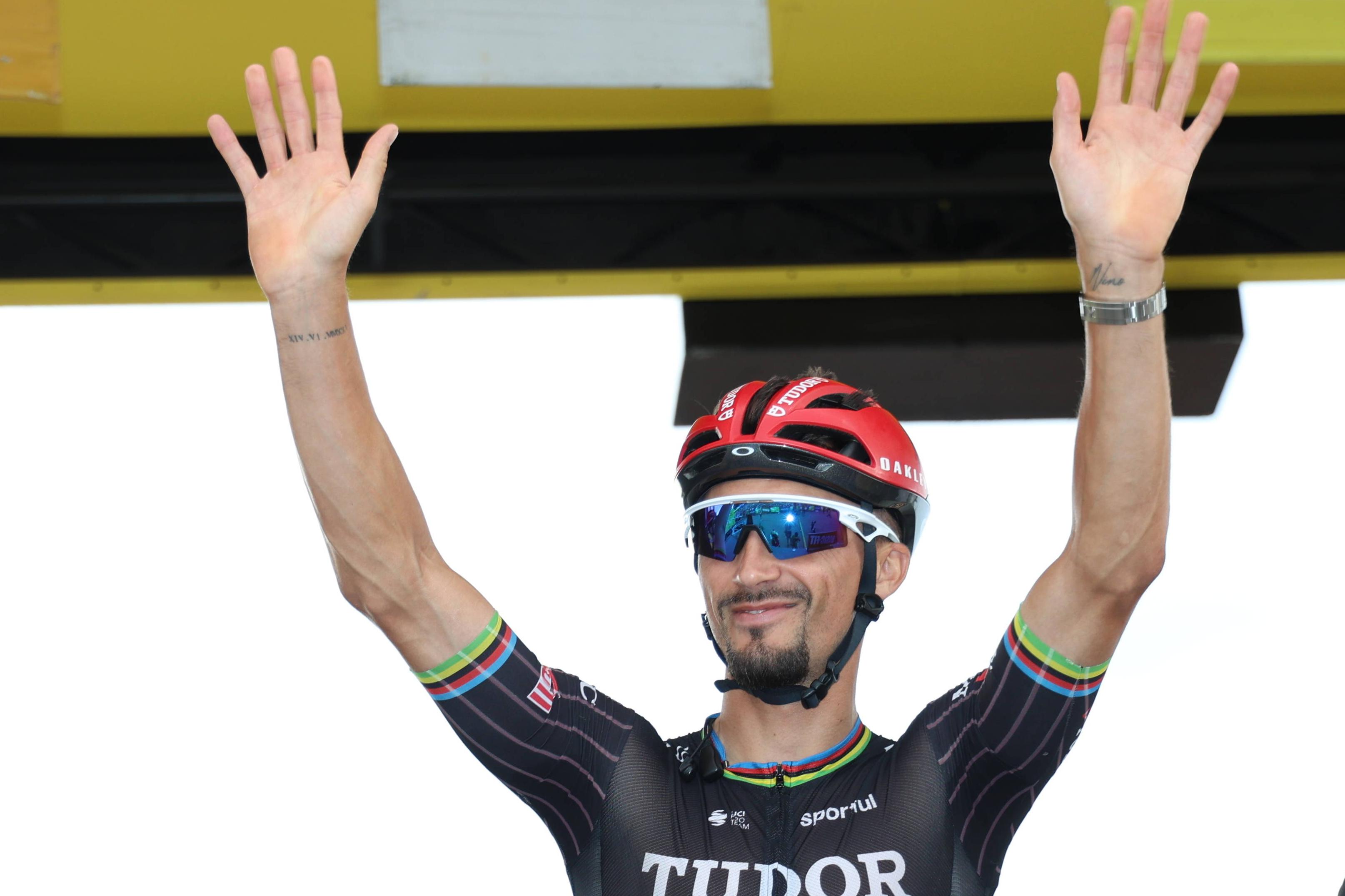 Na despedida, Julian Alaphilippe agradeceu o apoio que sempre recebeu    Fotografia Imago
