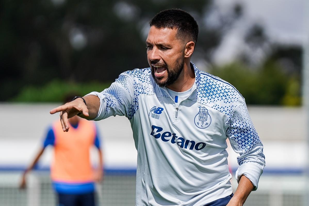 Francesco Farioli quer somar a terceira vitória na Liga - Foto: FC Porto