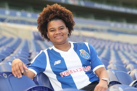 Mylena Freitas é jogadora das azuis e brancas - Foto: FC Porto
