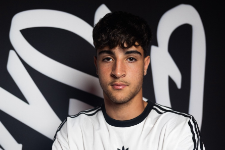 Aymen Zouin cresceu no Inter, mas chega agora ao Casa Pia por empréstimo do Parma — Foto: Casa Pia