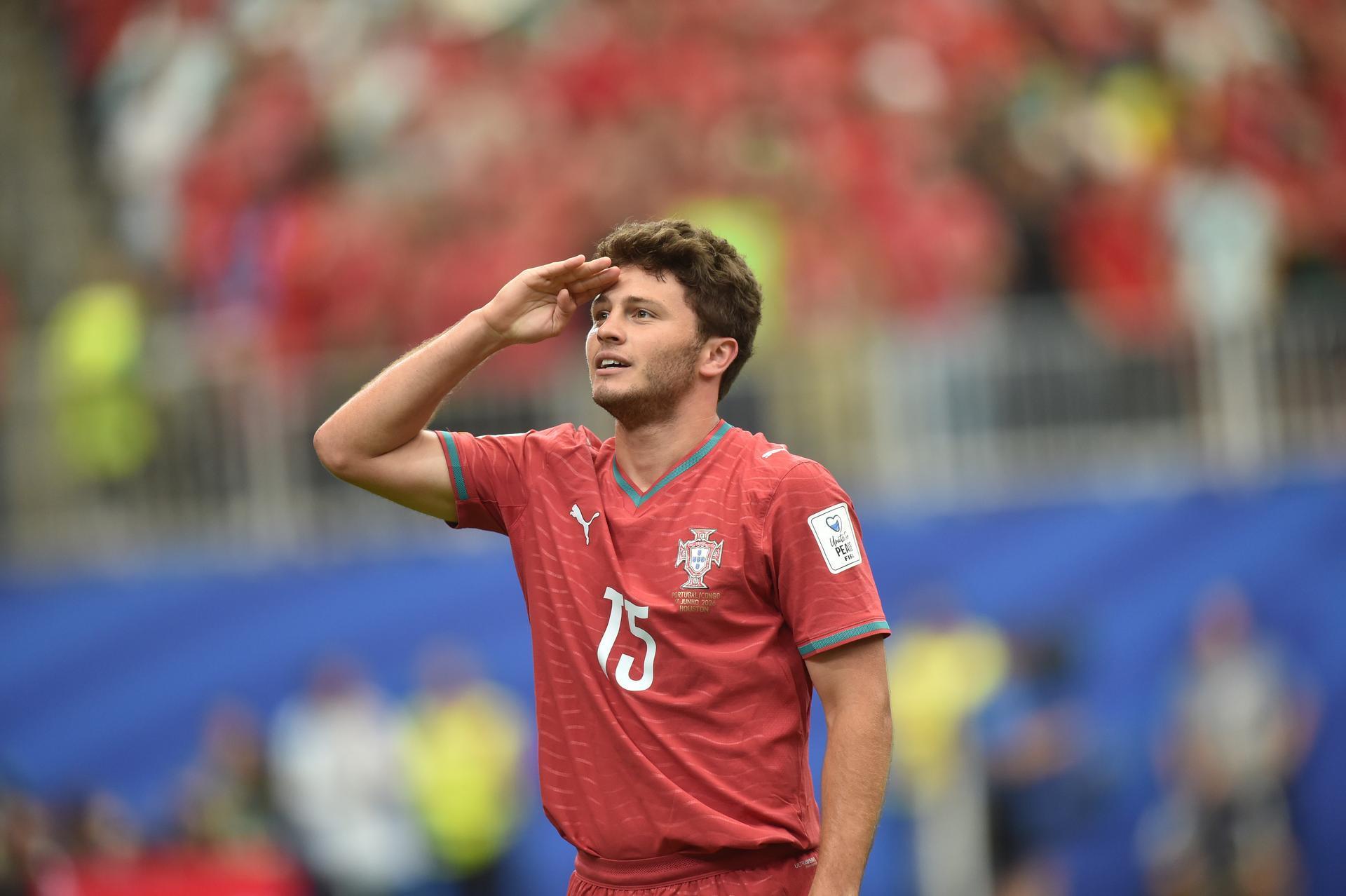 4 - João Neves, médio do PSG e Portugal (88) - Foto: Imago