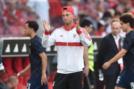 Alessandro Circati, central do Benfica (foto: Miguel Nunes)