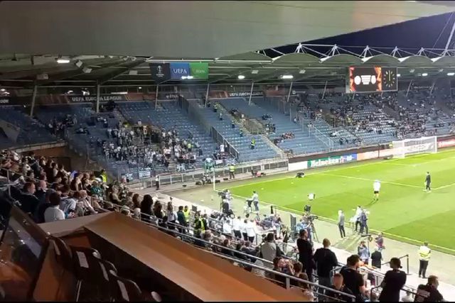 Jogadores do Sporting animam as bancadas