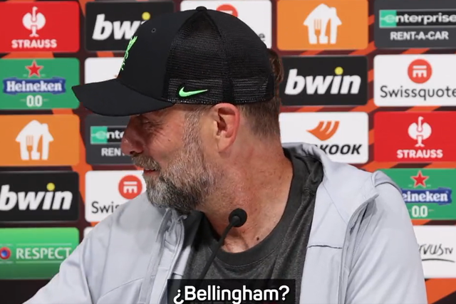 Vídeo: a reação de Klopp ao ver golo de Bellingham em plena conferência de imprensa