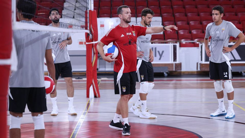 Benfica e Sporting querem estar na final da Taça Ibérica