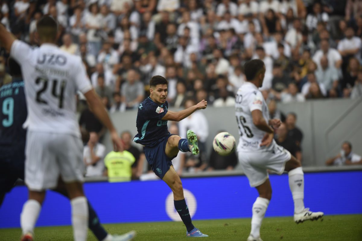 V. GUIMARÃES-FC PORTO, 0-3 Francisco Moura: «Seleção?  Se as coisas correrem bem...»