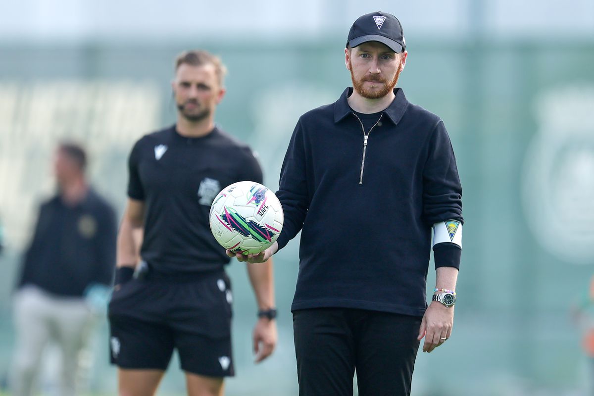 RIO AVE-ESTORIL, 2-2 Ian Cathro: «Equipa mostrou boa energia e vontade de melhorar»