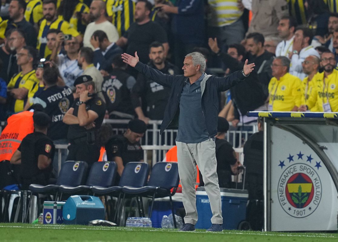 «Confiamos plenamente em Mourinho, uma derrota não faz perder um campeonato»