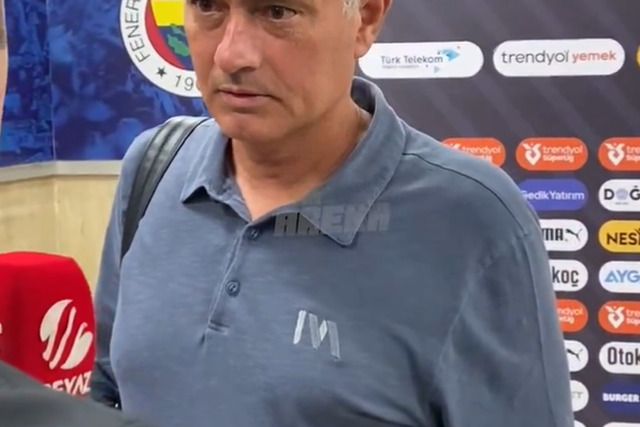 A reação imperdível de José Mourinho à provocação do Galatasaray