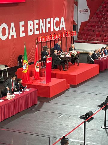 Benfica: revisão dos estatutos aprovada por esmagadora maioria