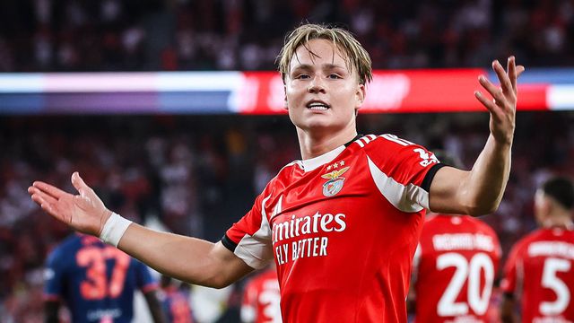 Andreas Schjelderup, médio do Benfica