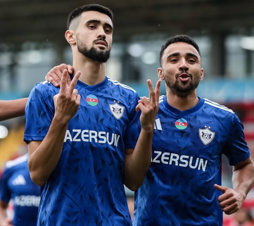 Jogadores do Qarabag a celebrarem a vitória