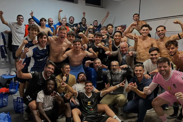 Resende festeja vitória frente ao Feirense - Foto: Resende