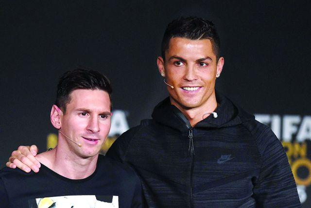 Messi e Cristiano quando os prémios eram 'a doer'. Foto: IMAGO