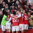 Arsenal a celebrar o golo ao Man. City