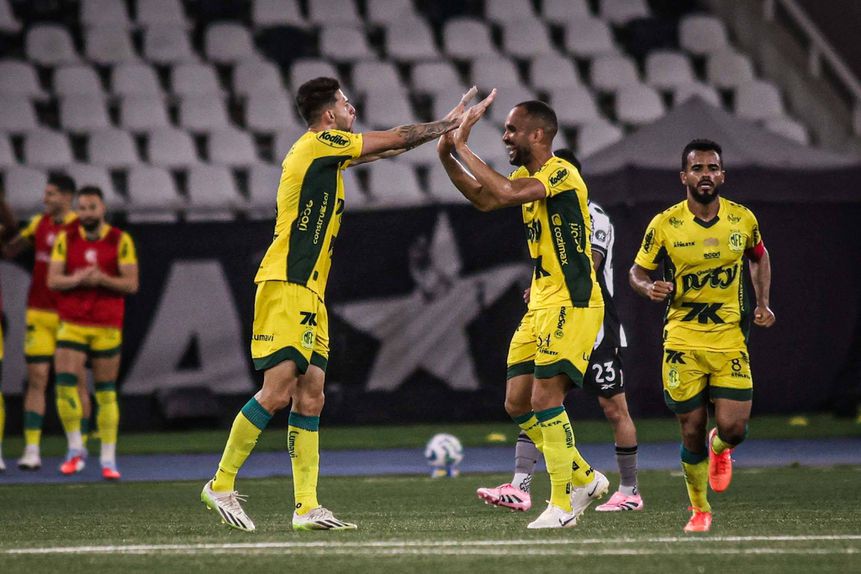 Mirassol continua em grande no Brasileirão