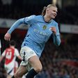 Erling Haaland voltou a marcar ao Arsenal