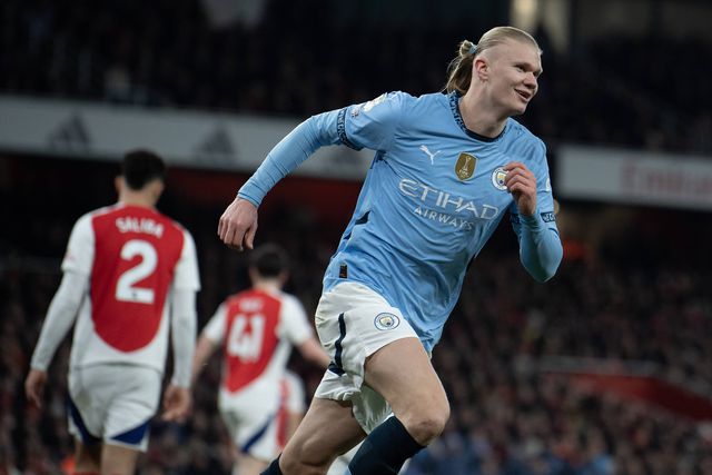Erling Haaland voltou a marcar ao Arsenal