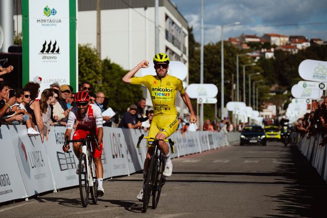 Alexis Guérin encerra temporada portuguesa em beleza