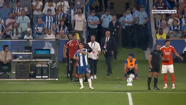 FC Porto divulga imagens de Ricardo Rocha e do banco do Benfica