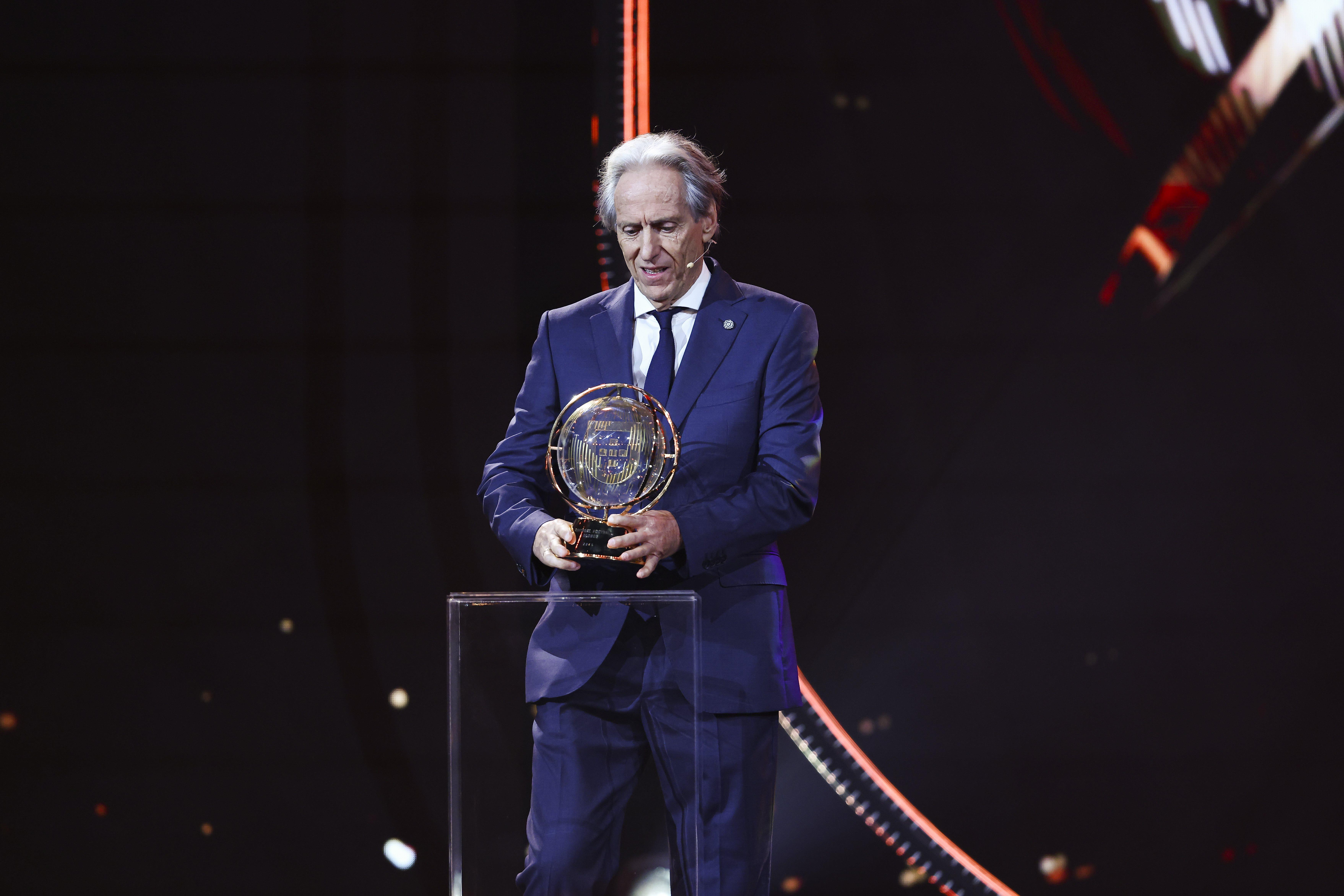 Jorge Jesus distinguido com o Globe Prestígio - Foto: FPF