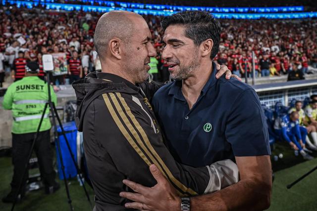 Leonardo Jardim e Abel Ferreira, treinadores de Flamengo e Palmeiras, respetivamente