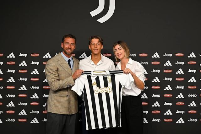 Davide Marchisio segue as pisadas do pai - Foto: Juventus