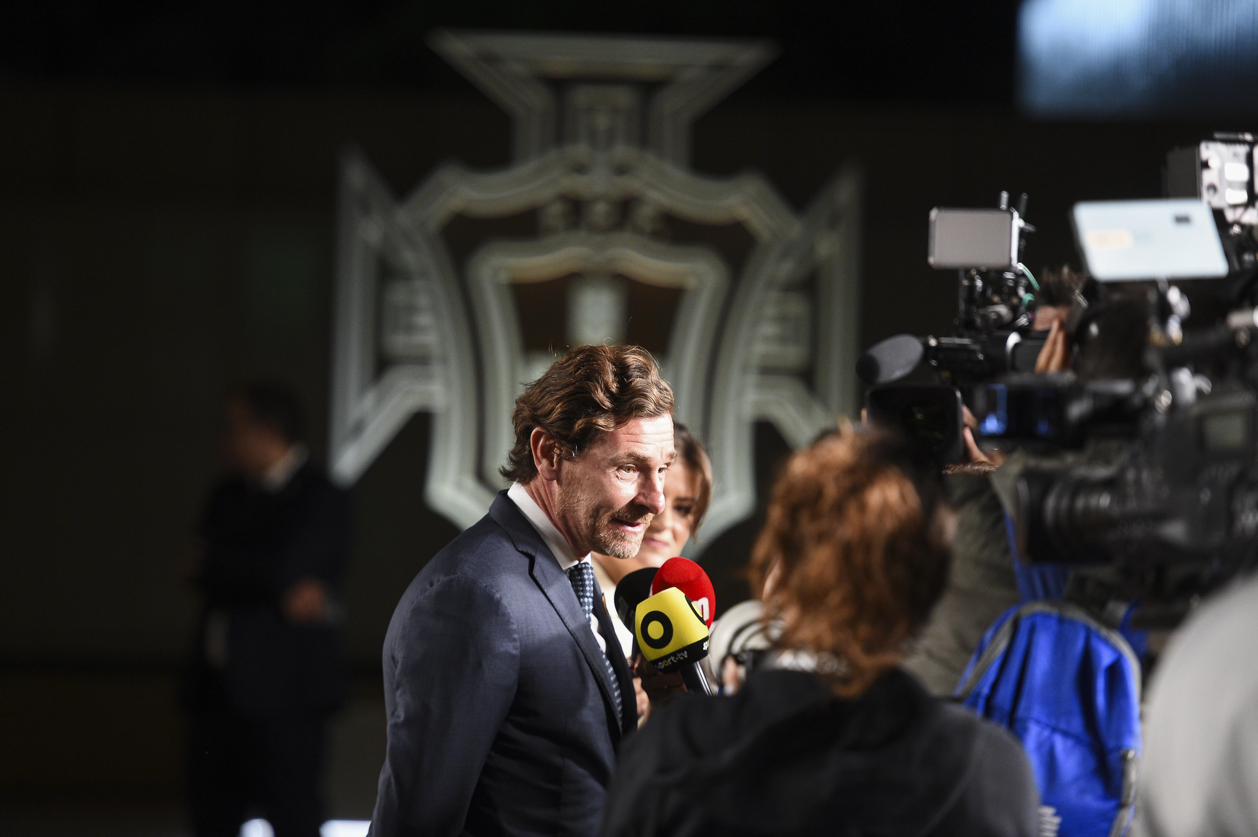 André Villas-Boas, presidente do FC Porto, falou aos jornalistas à entrada para os 'Portugal Football Globes' - Foto: FPF