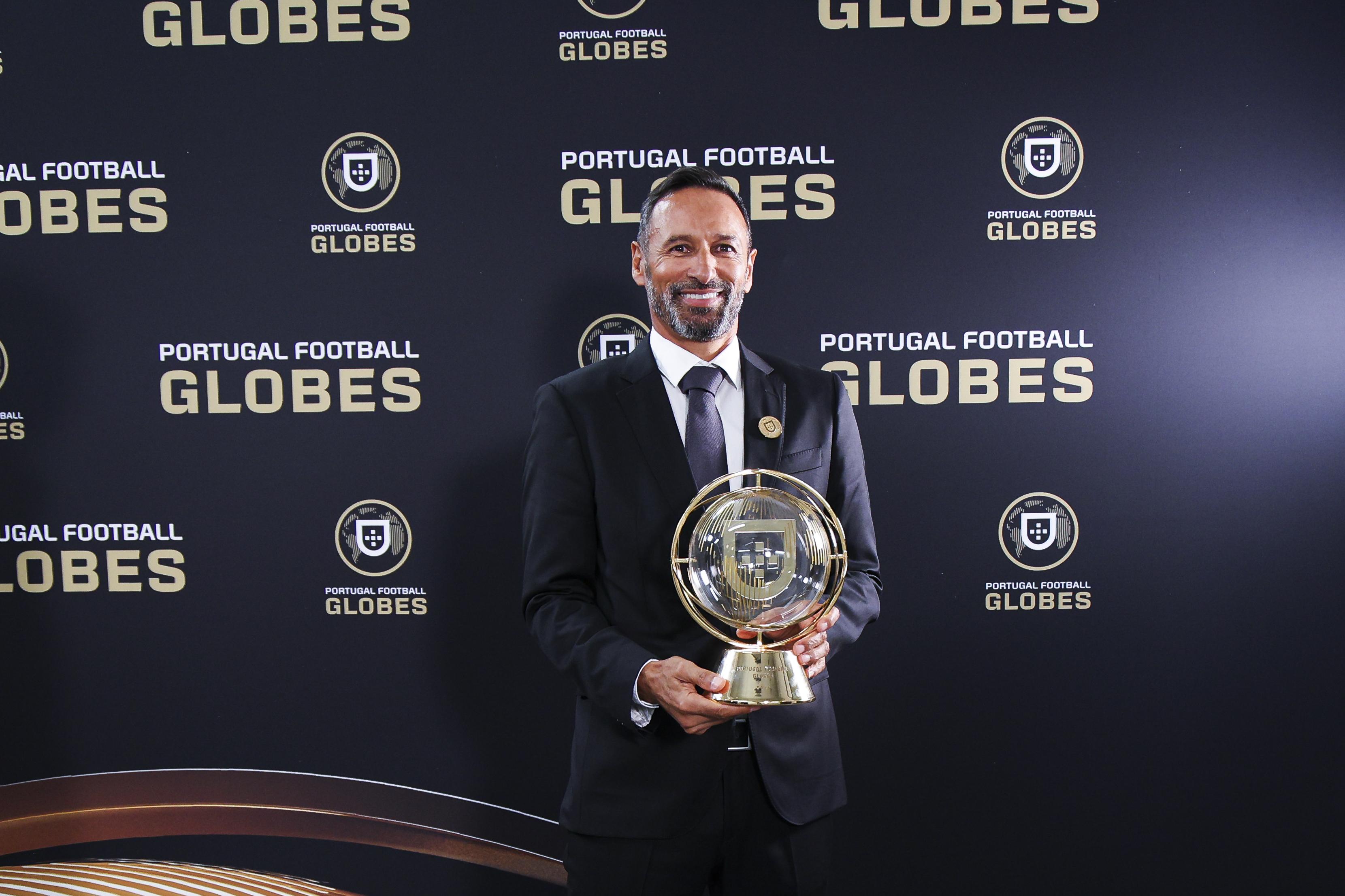 Bino Maçães conduziu Portugal às conquistas do Euro e Mundial sub-17 - Foto: FPF