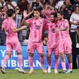 Messi festeja com companheiros do Inter Miami