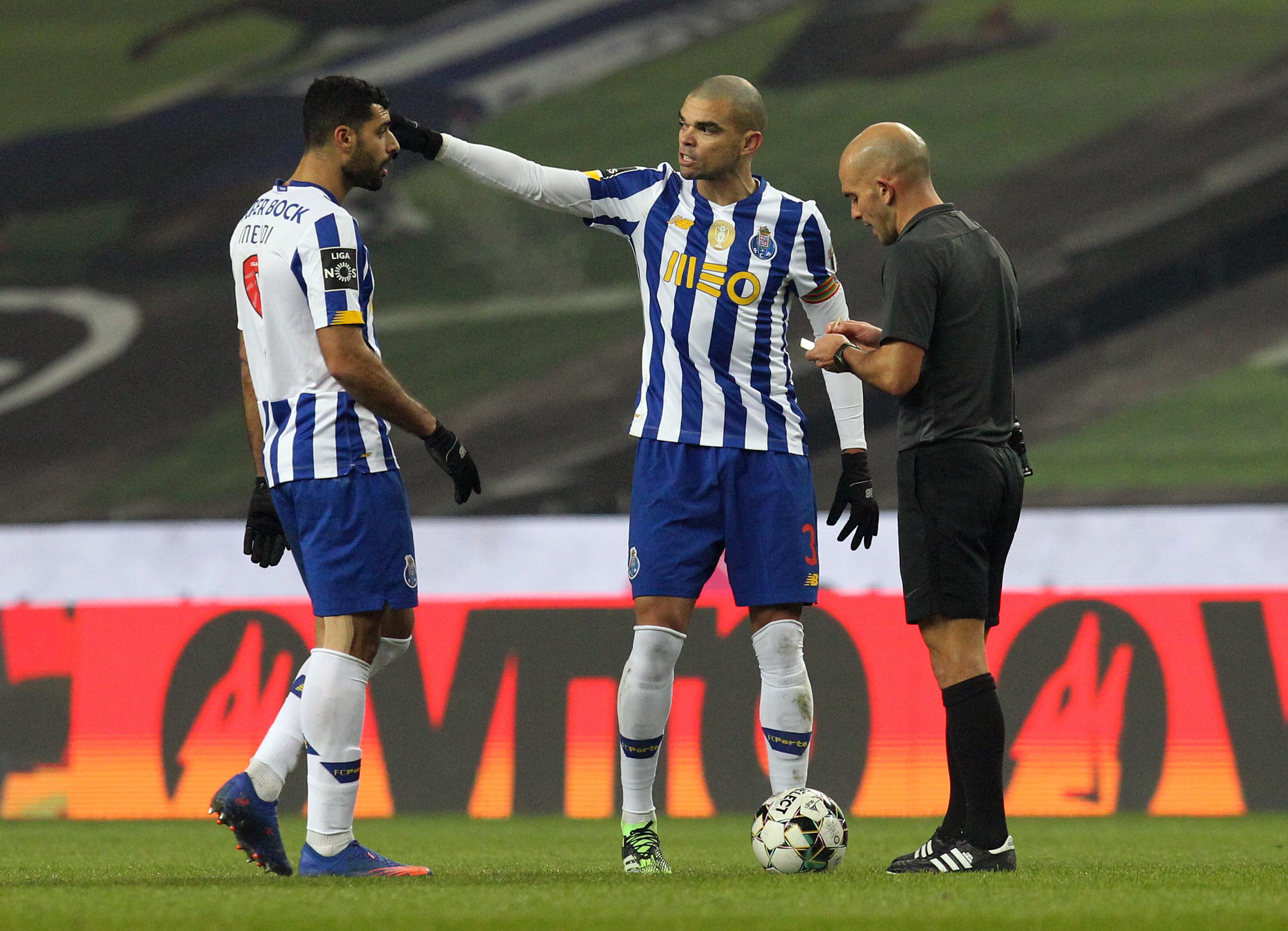 2020/2021, Liga: Taremi (FC Porto). Expulso aos 73'. Resultado no momento da expulsão: 1-1. Resultado final: 1-1. Foto A BOLA
