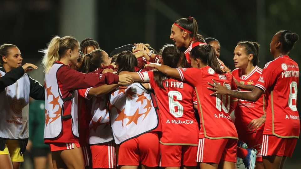 Benfica começa a Champions em Barcelona (veja o calendário)