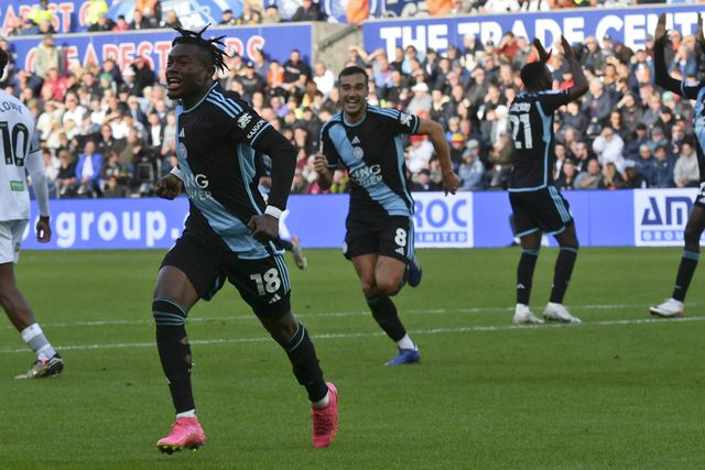 VÍDEO: Fatawu marca na vitória do Leicester