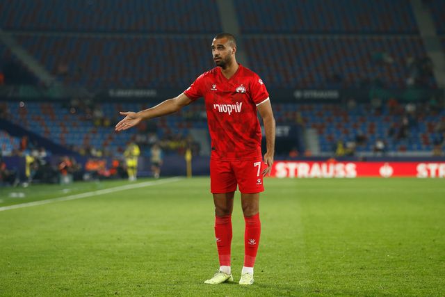 Dois israelitas recusam-se a jogar devido a minuto de silêncio pelas vítimas palestinianas