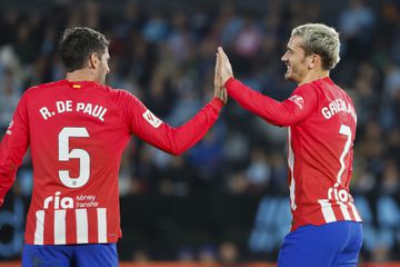 'Hat-trick' de Griezmann atira Atlético Madrid para a vice-liderança (veja o resumo)