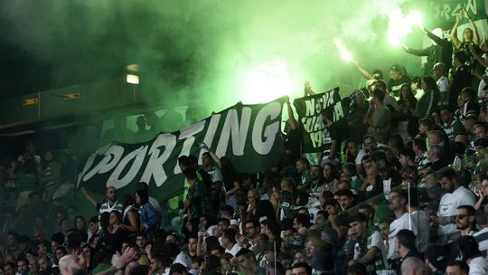 Sporting lança alerta sobre pirotecnia para o jogo com o Sturm Graz