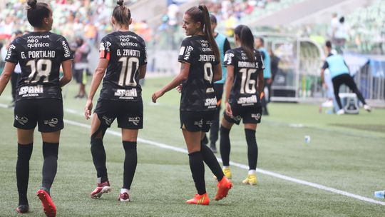 O grito de revolta das jogadoras do Corinthians que não festejaram título da Libertadores (vídeo)