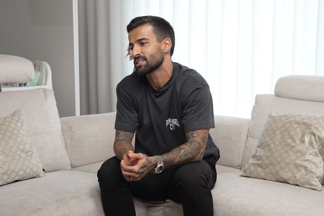 Da vida nas barracas em Lisboa ao Vitória, do qual o filho já é adepto