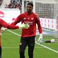 Baliza do Eintracht Frankfurt volta a mudar de dono