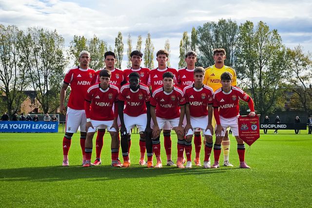 Newcastle-Benfica: goleada em Inglaterra!