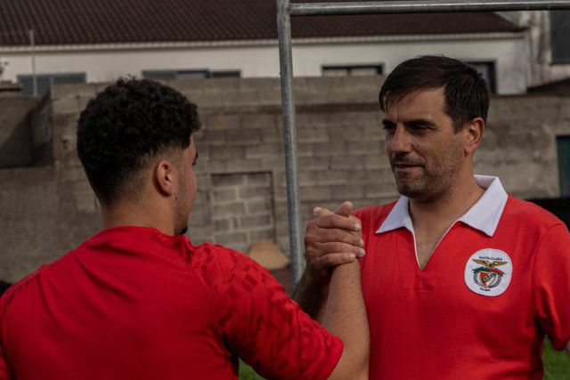 Clemente, antigo avançado do Santa Clara, apresentou a nova camisola. - Foto: SANTA CLARA