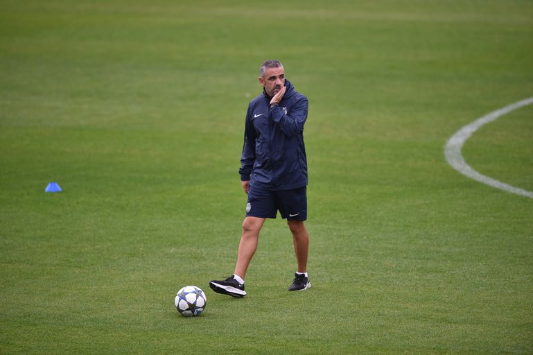 Rui Borges no último treino do Sporting antes da receção ao Marselha - Foto: Miguel Nunes