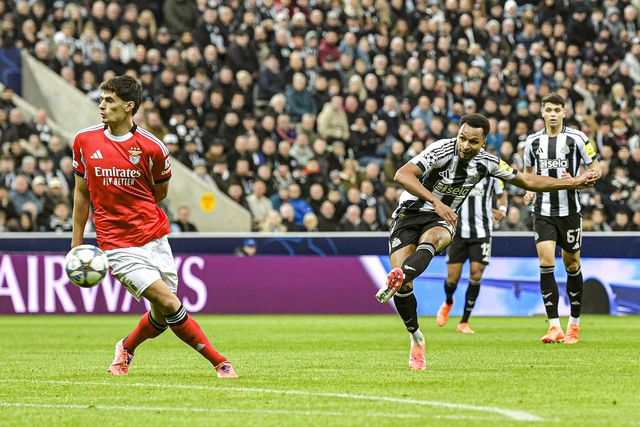António Silva, central do Benfica, em fase de jogo com o Newcastle - Foto Imago