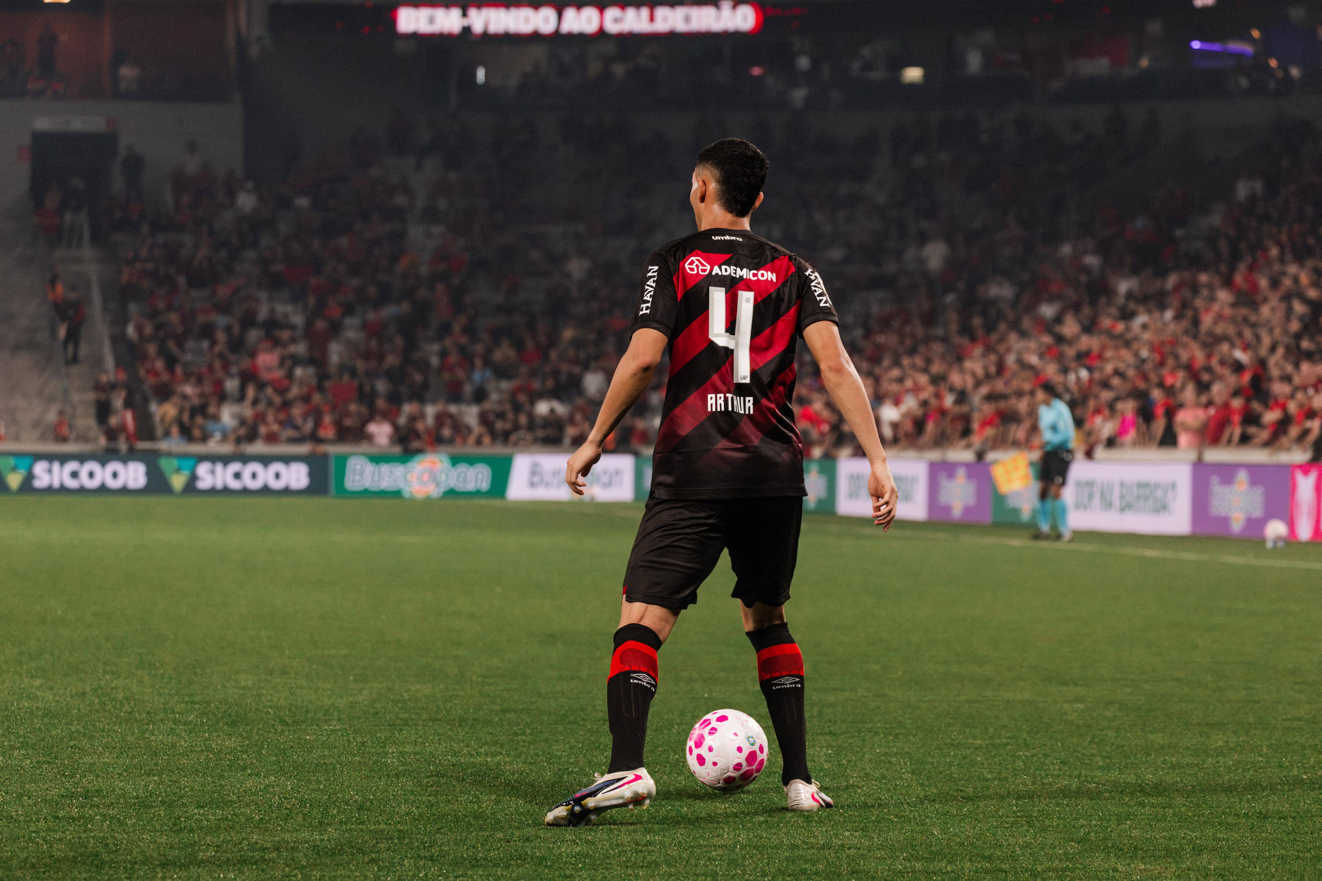 21.º Arthur Dias (Athletico Paranaense), valorização de 14,4 milhões. Valor atual de mercado: 15 milhões. Foto IMAGO