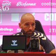 Mitchell van der Gaag, treinador do Marítimo. -Foto: MARÍTIMO