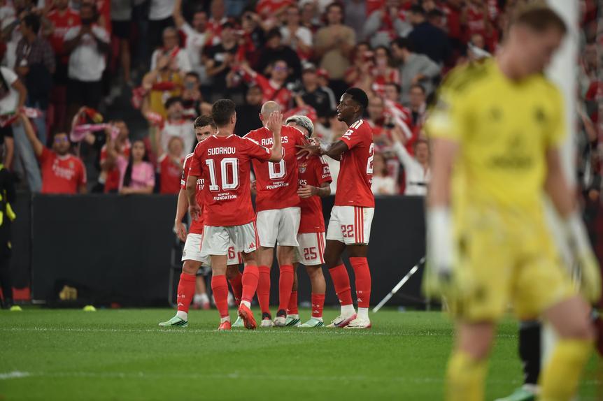 Jogadores do Benfica festejam golo contra o Celtic. Foto Miguel Nunes