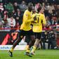 Liga dos Campeões: jogadores do Dortmund recusaram tomar banho no estádio em Baku