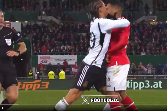Leroy Sané expulso por agressão no Áustria-Alemanha (vídeo)